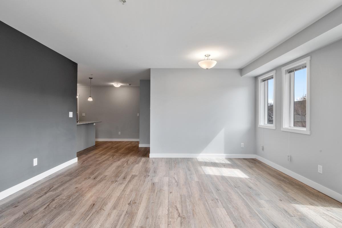 Summitview Heights Apartments - Photo 3 of 28