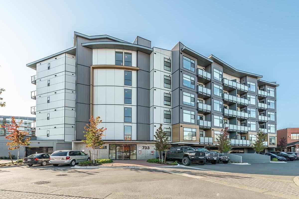 Railside House Apartments - Photo 3 of 16