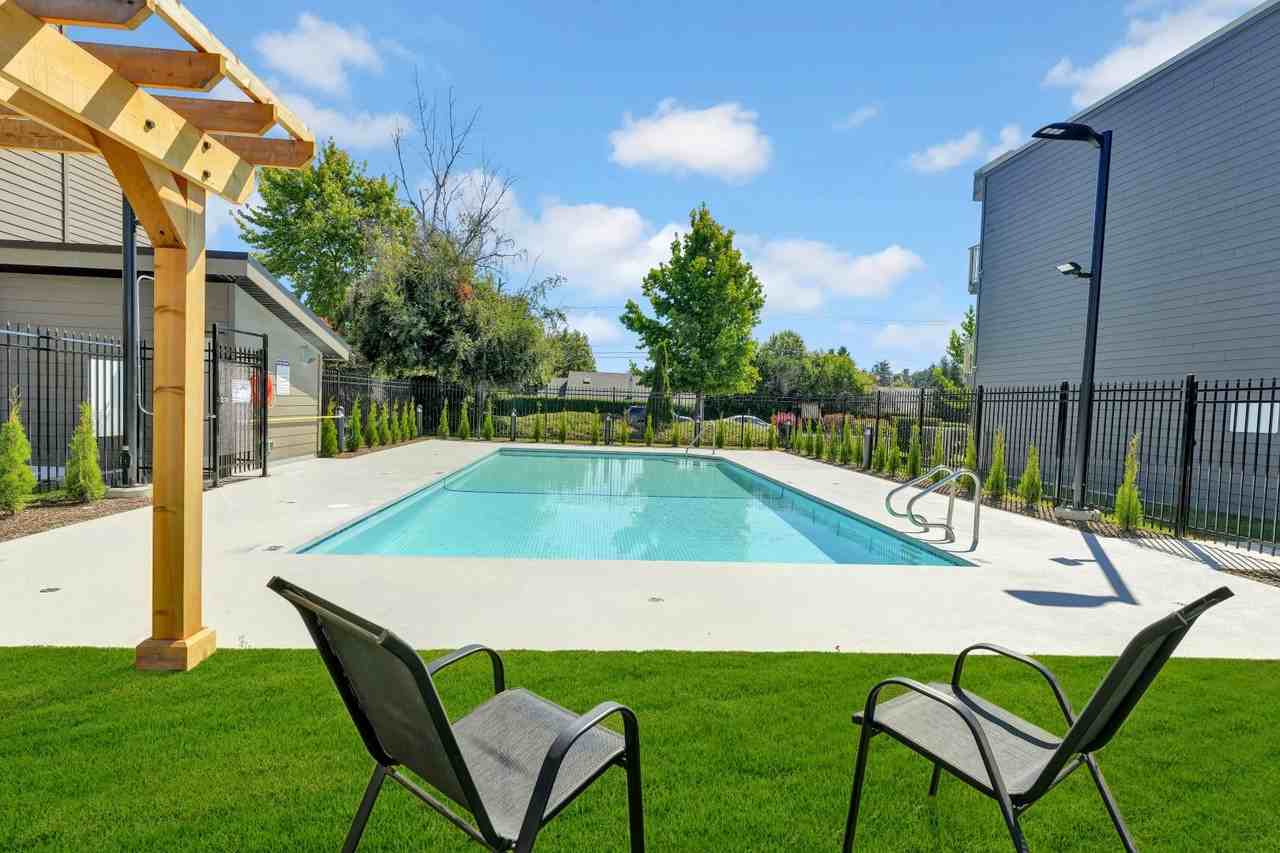 Lochside Apartments - Photo 3 of 19