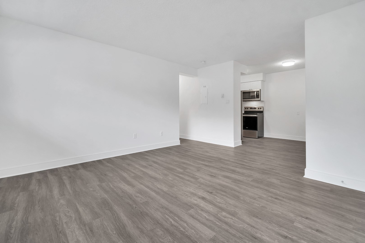 Gorge Vale Apartments - Photo 3 of 12