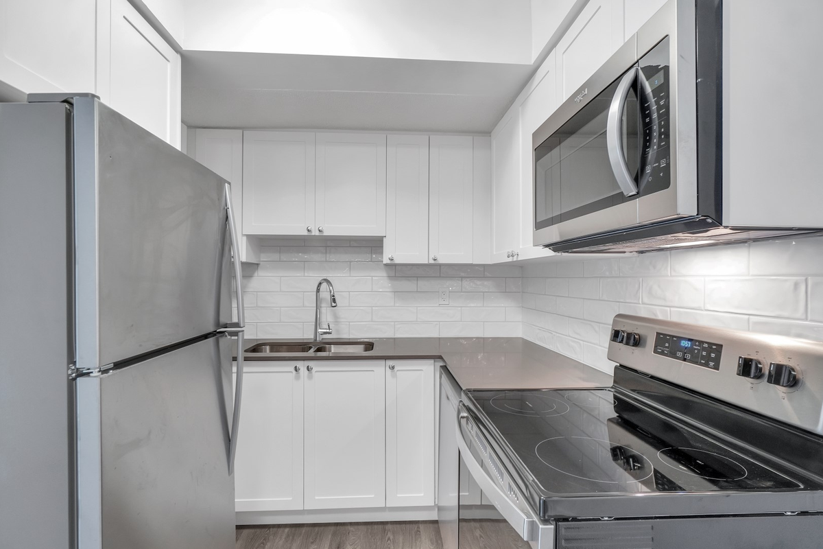Gorge Vale Apartments - Photo 2 of 12
