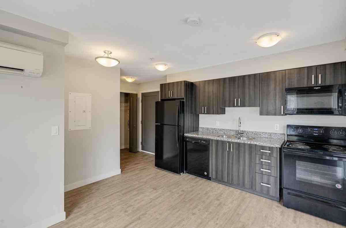 The Enclave Apartments - Photo 7 of 31