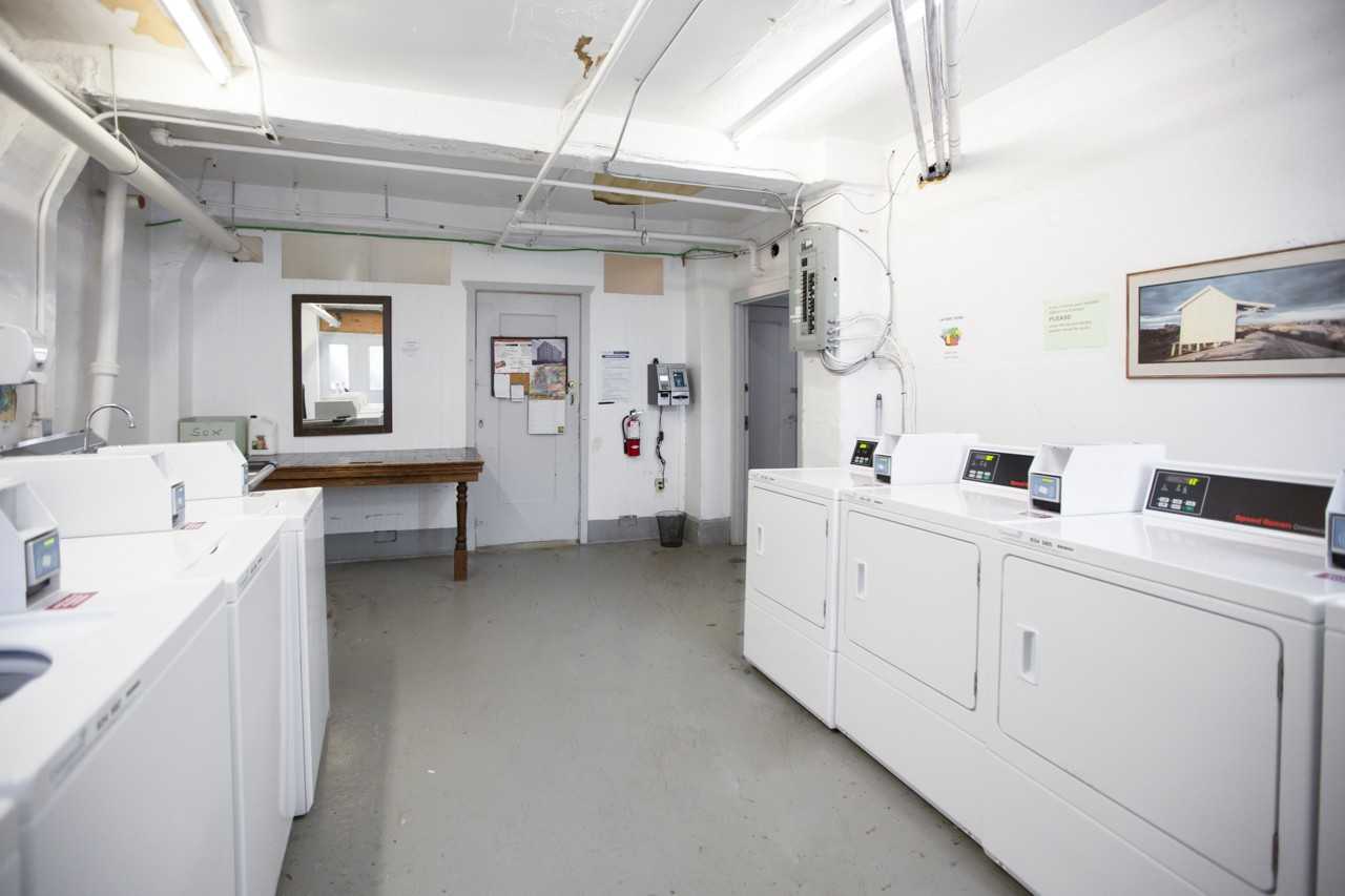 Strathmore Lodge Apartments - Photo 7 of 20