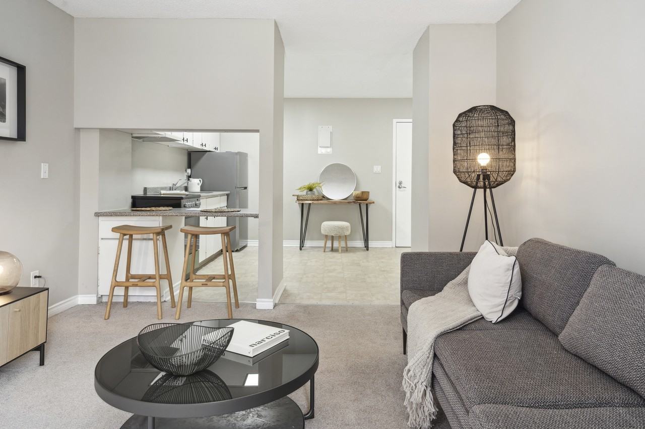 Surrey Gardens - Photo 7 of 37