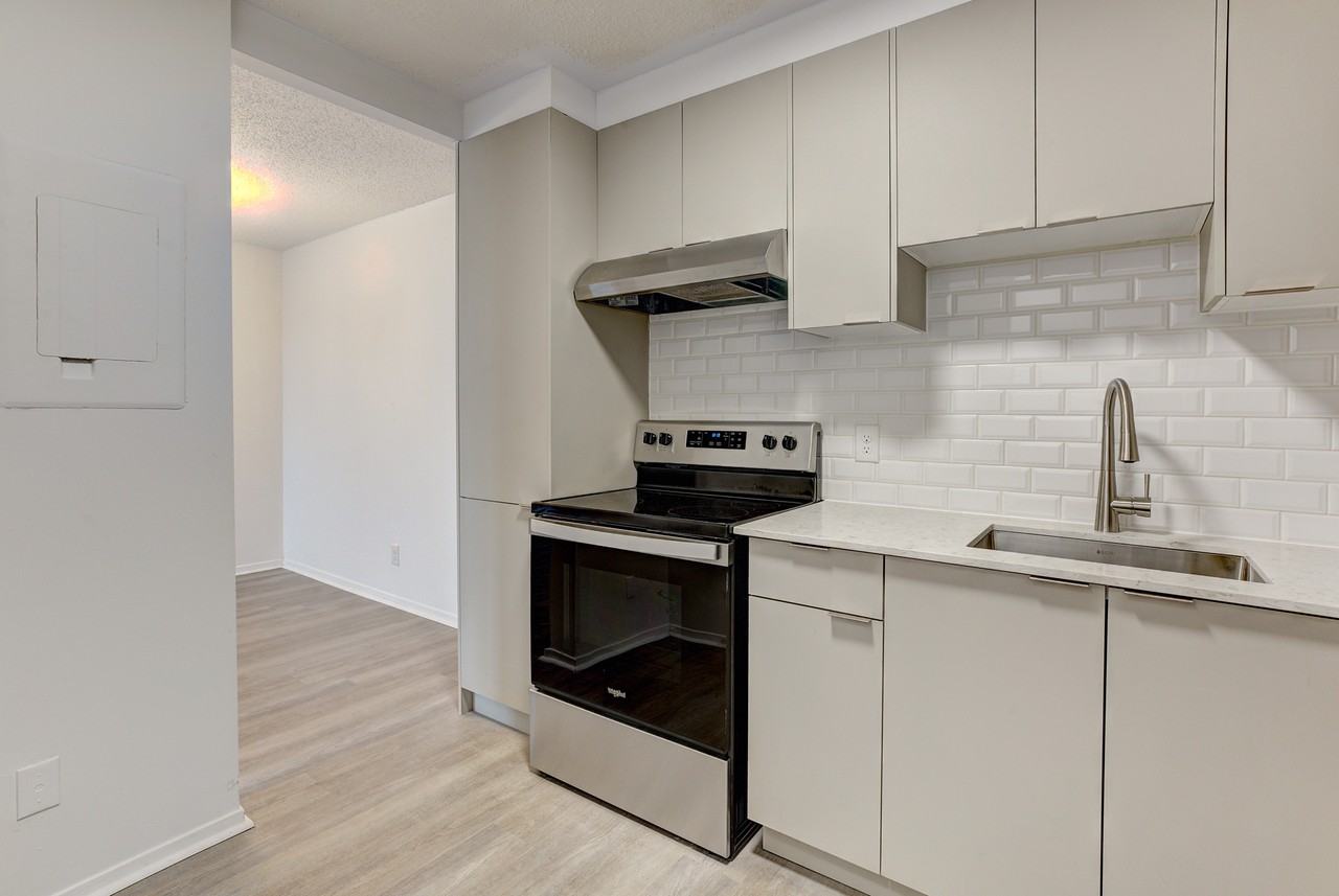 6555 Kildare - Photo 3 of 28