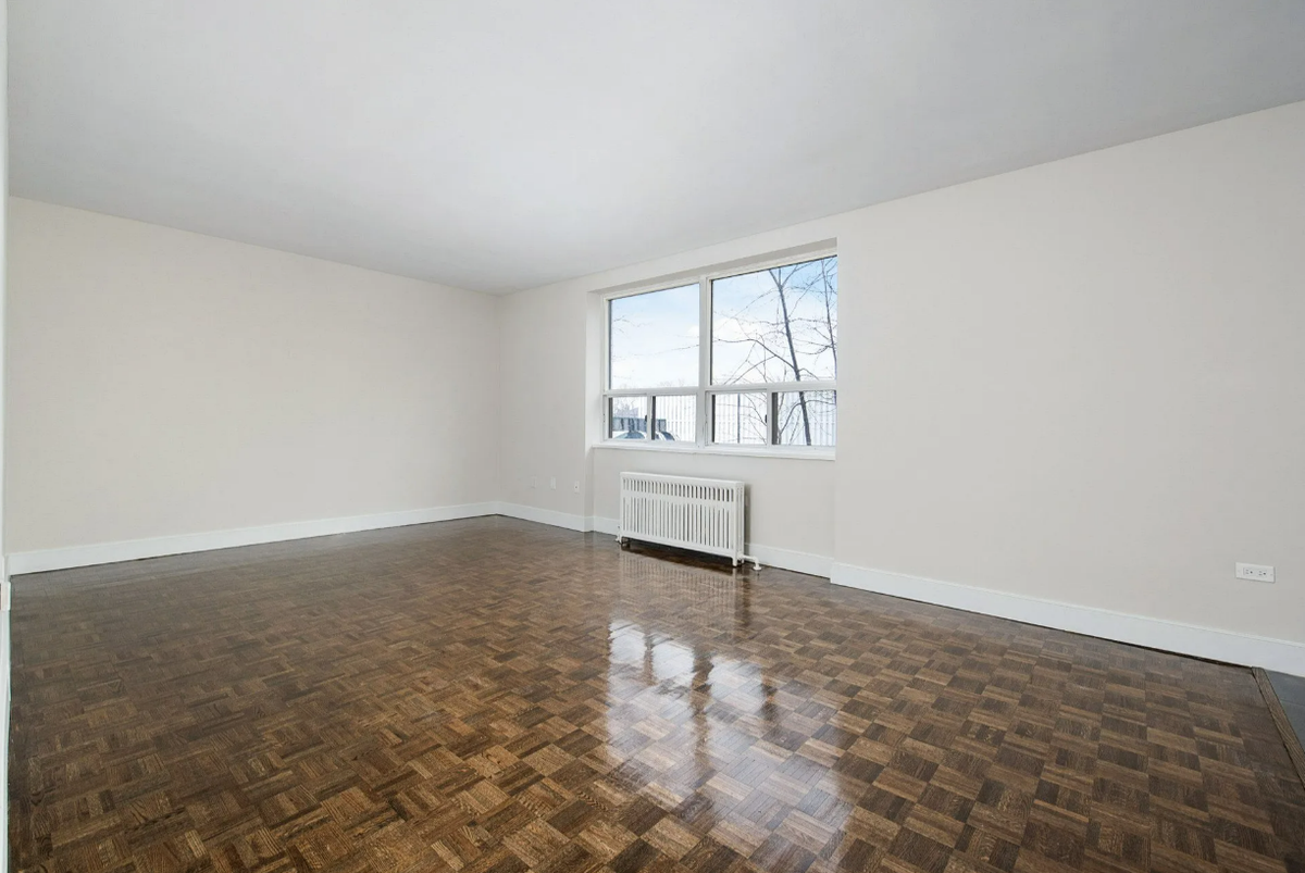 200 Ridley Boulevard - Photo 7 of 14