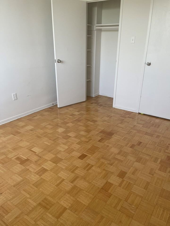 2255 Weston Road, Toronto - Photo 7 of 10