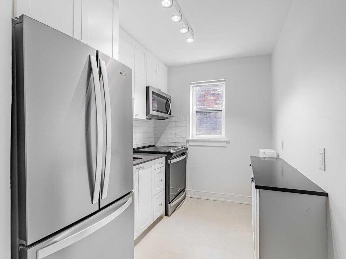 310-312 Lonsdale Road - Photo 3 of 21