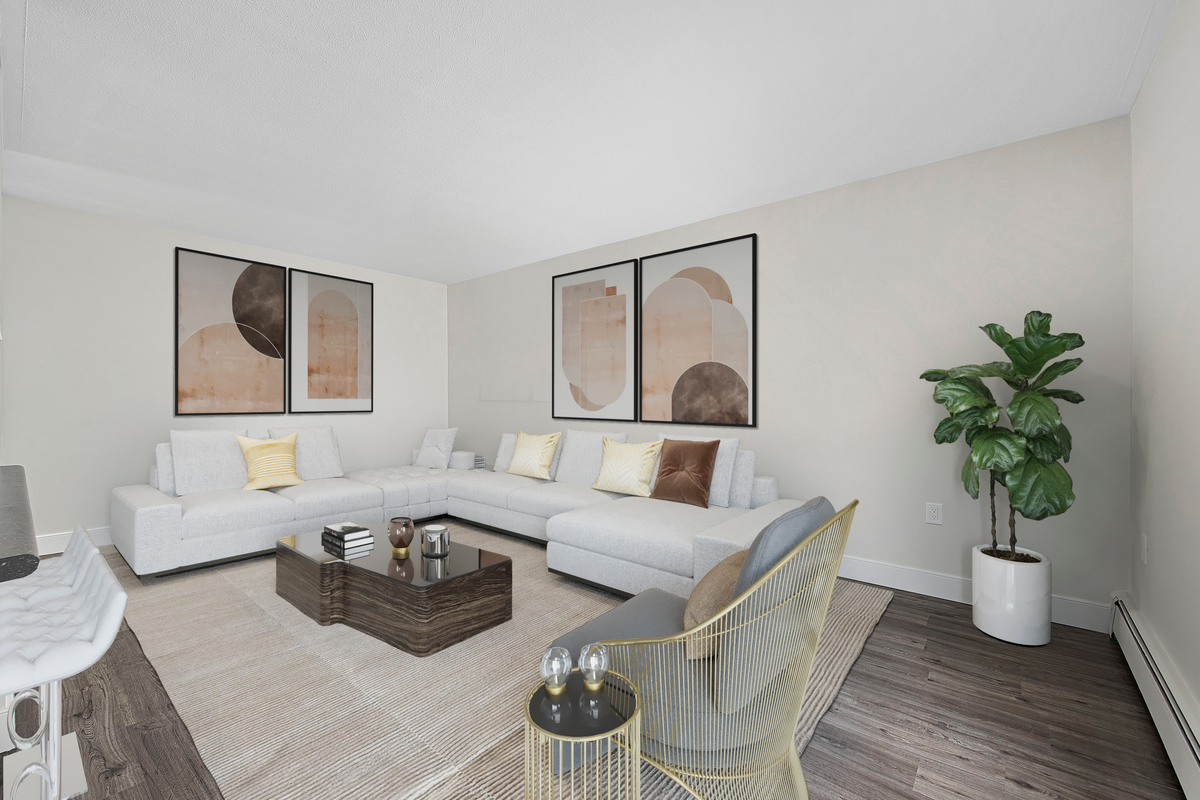 1065 Eglinton Ave West - Photo 4 of 12