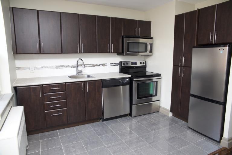 1065 Eglinton Ave West - Photo 7 of 12