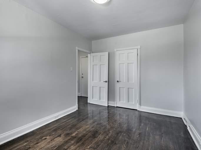 1660 Bathurst Street - Photo 7 of 18
