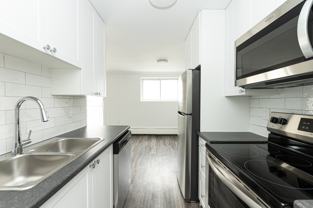 135 Connaught Avenue & 543 Mornington Avenue - Photo 1 of 1
