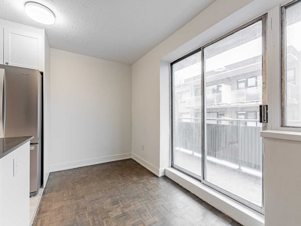 1903 Bayview Avenue - Photo 7 of 25