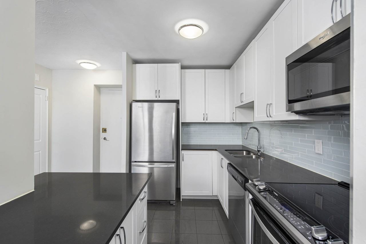 6 Auburndale Court - Photo 3 of 13