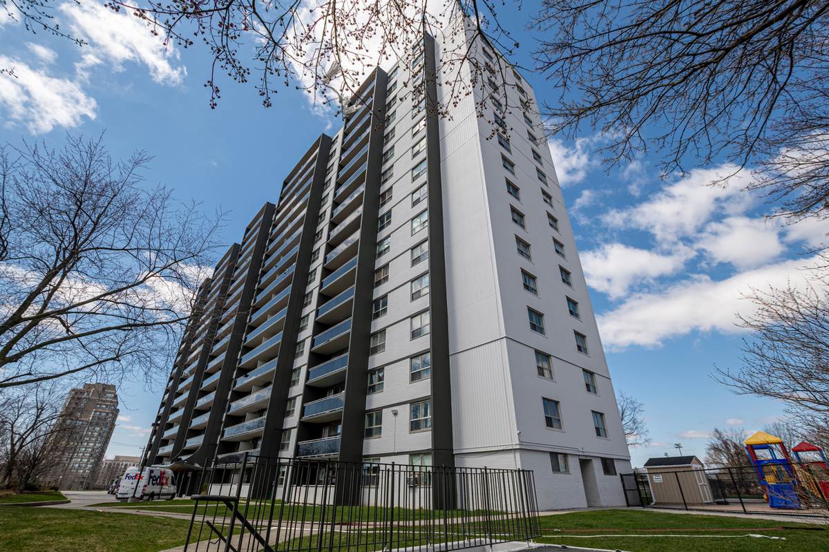 3434 Eglinton Avenue, East - Photo 2 of 12