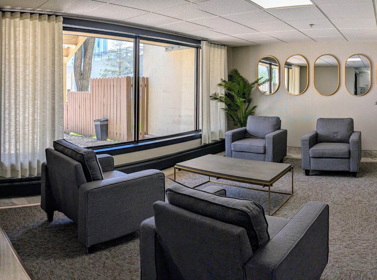 Barrington Place - Photo 2 of 8