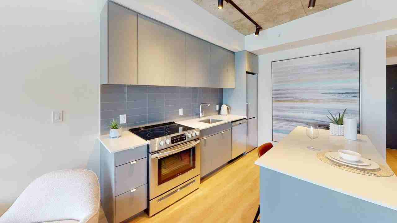 530 Rue Saint-Hubert — photo 2