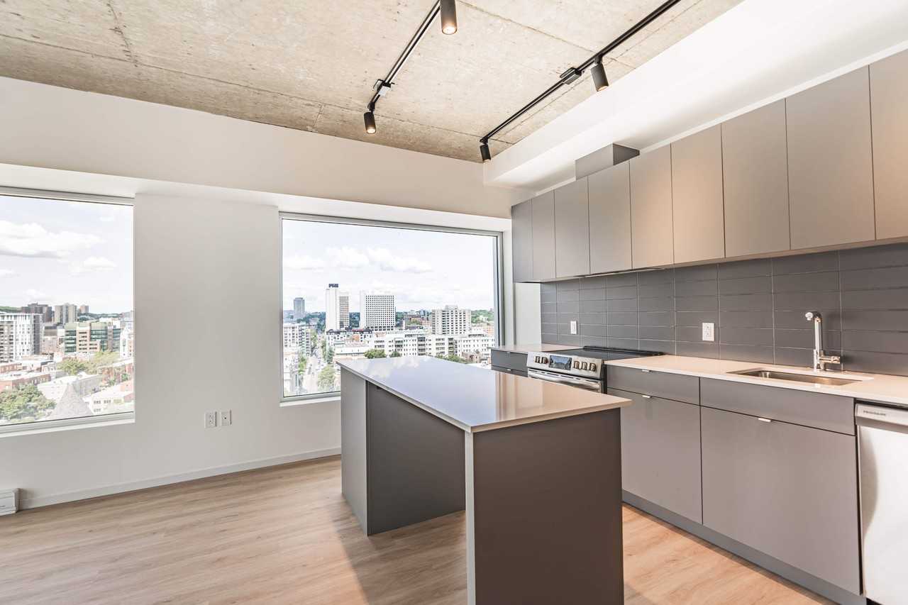 530 Rue Saint-Hubert — photo 1