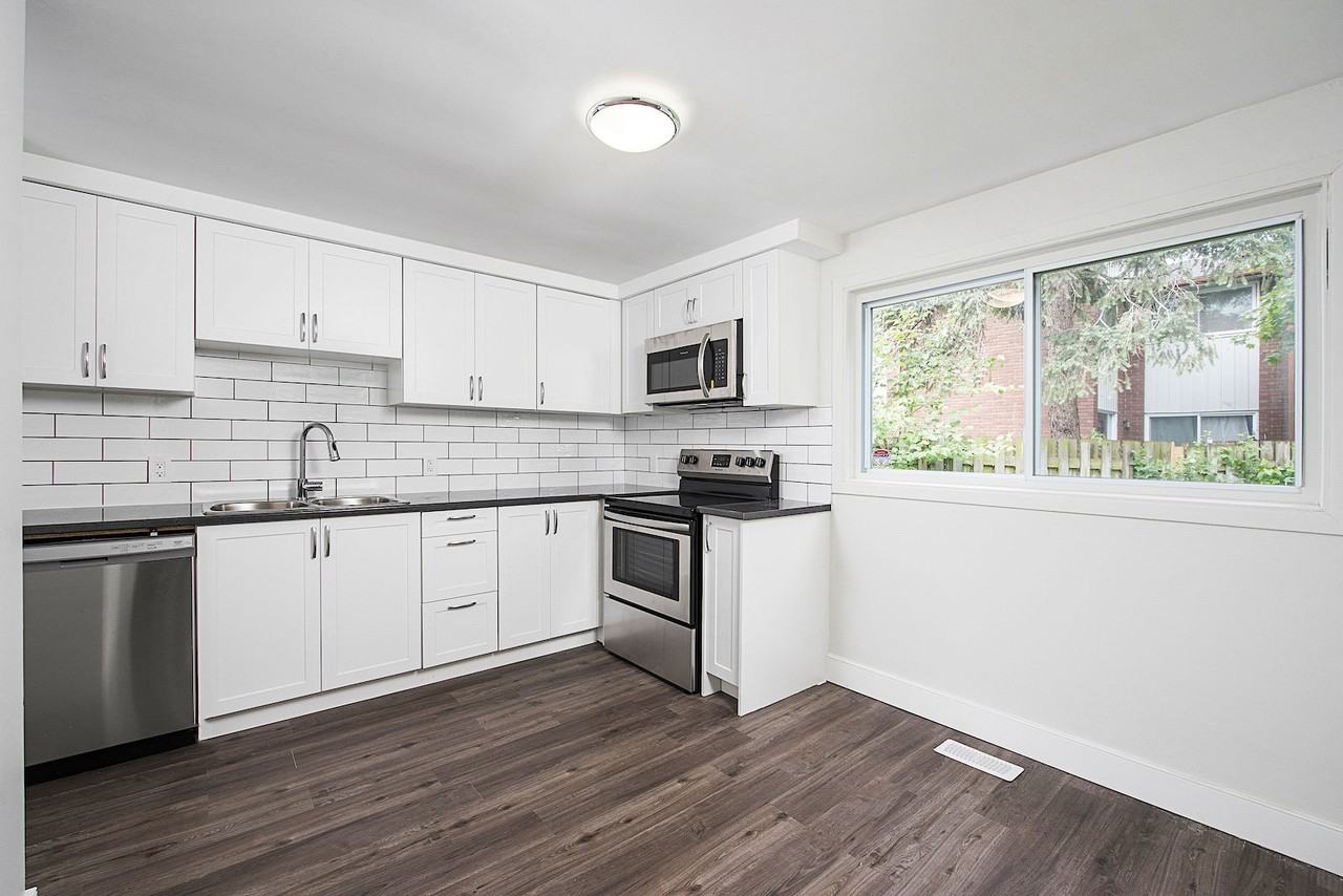 311 Bunting Road - Photo 2 of 17