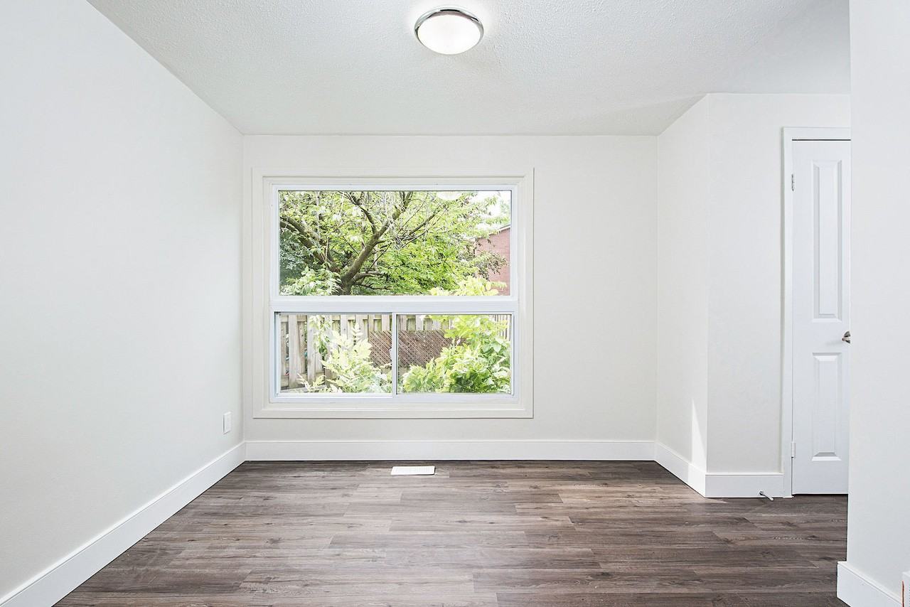 311 Bunting Road - Photo 7 of 17