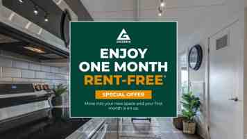 featured image of 270 Spadina Rd E