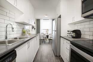 Meadowbrook Apartments . - Photo 1 of 1