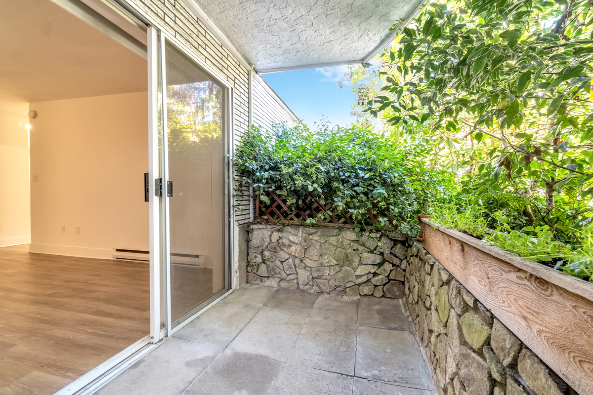 Granada Court Apartments - Photo 5 of 13
