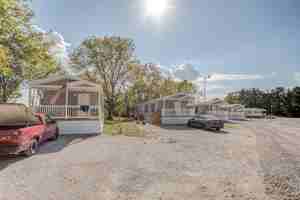 featured image of 766 Wall St Lot 1