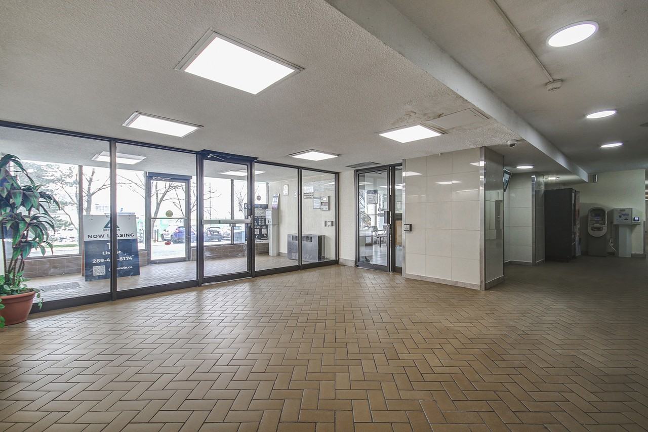 9 & 11 Lisa St. - Photo 5 of 24