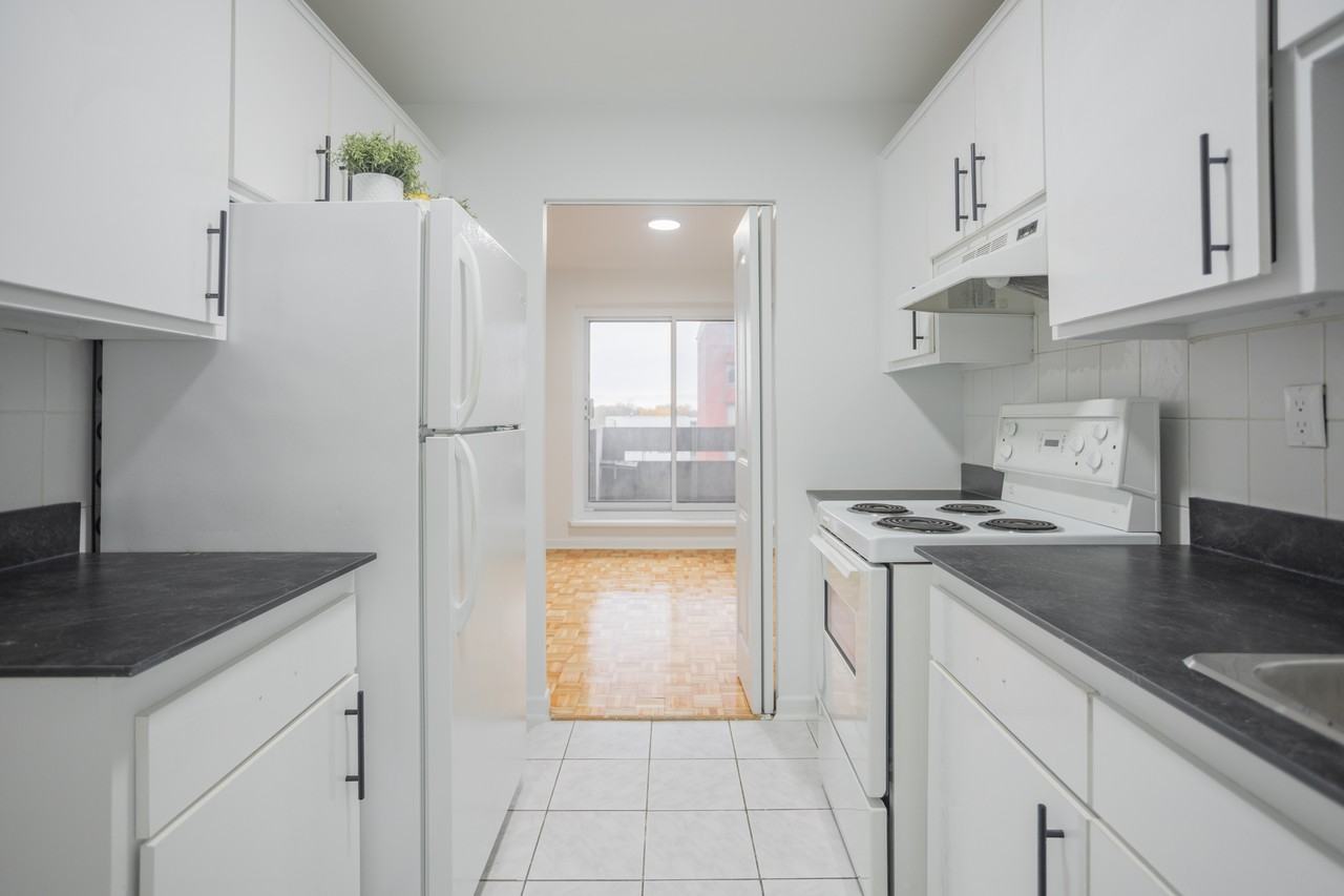 2705 Rue Modugno — photo 1