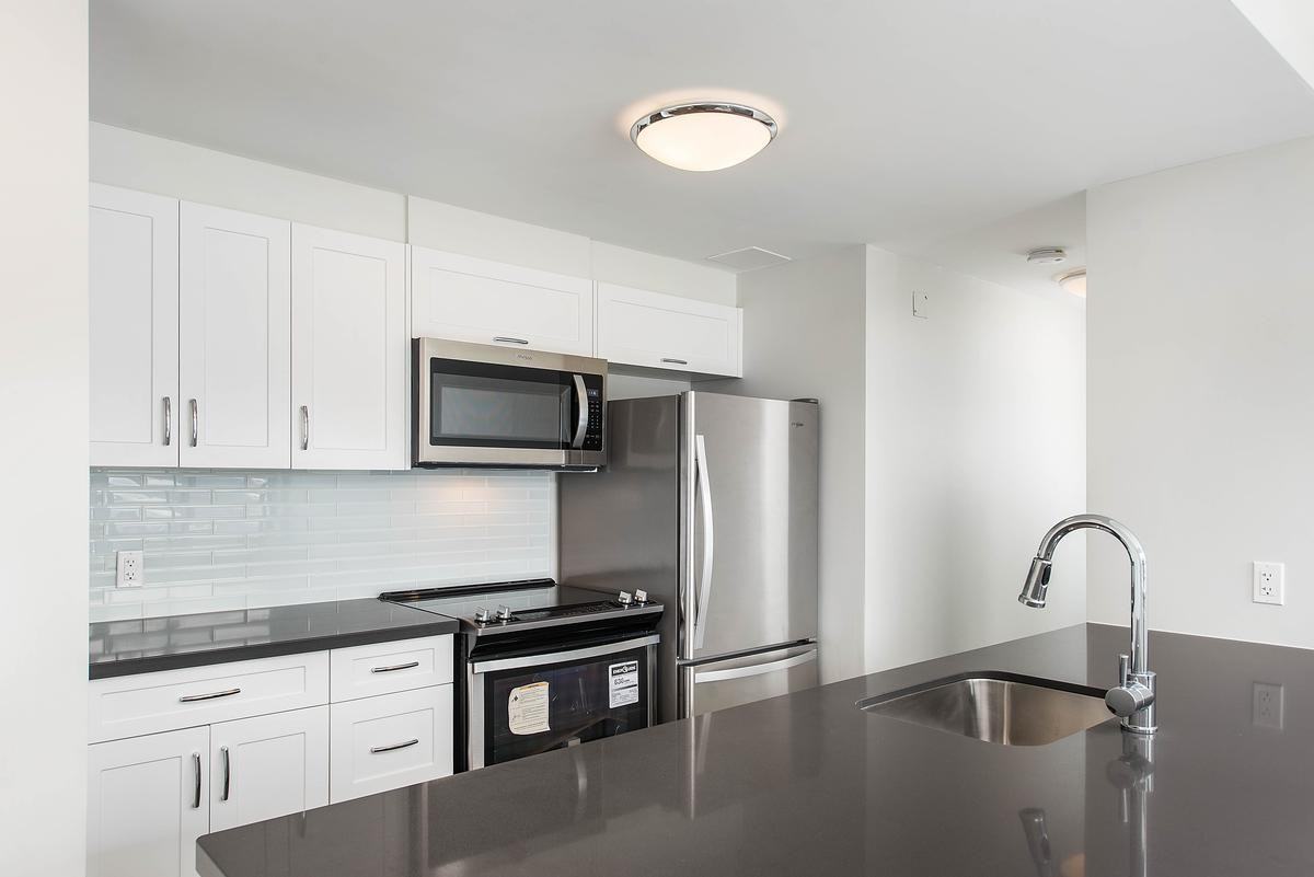 350 The East Mall - Photo 2 of 28