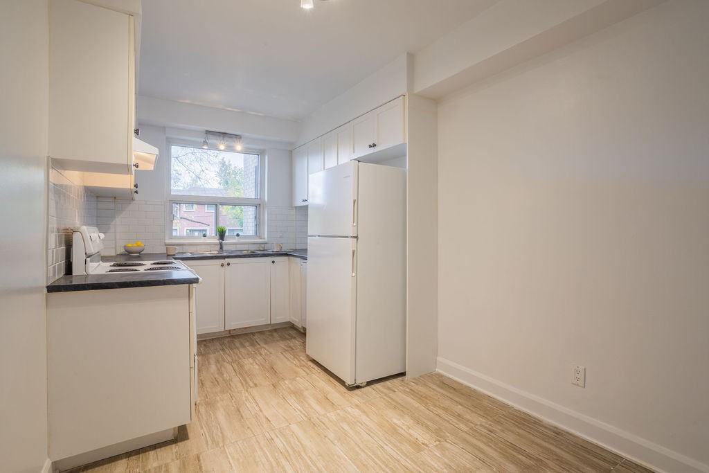 6300 Av Lennox — photo 3