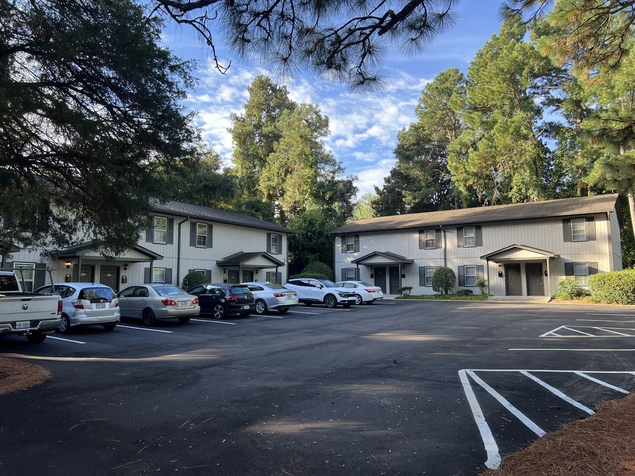 Greyridge Apartments - Photo 3 of 44