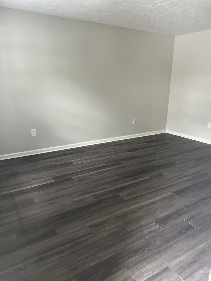 Greyridge Apartments - Photo 5 of 11