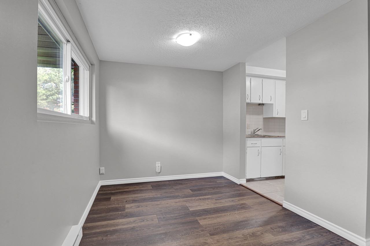 24 Union Street - Photo 5 of 20