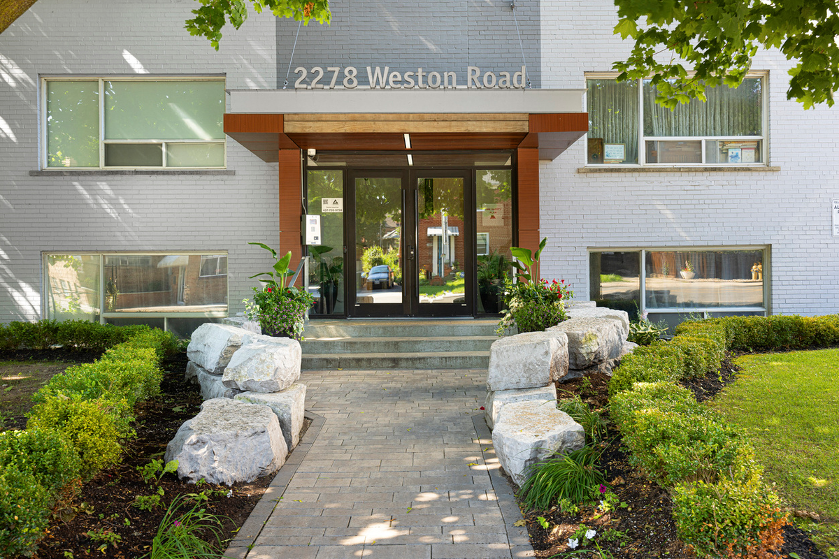 2278 Weston Rd. - Photo 4 of 27