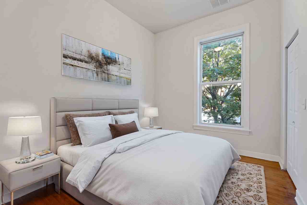 North Ave 2601-03.5 W - Photo 4 of 12