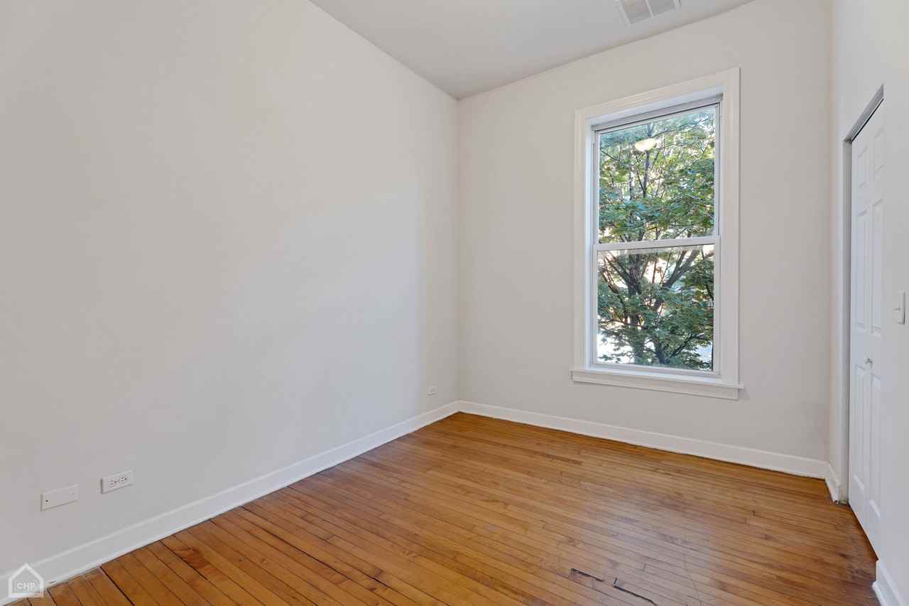 North Ave 2601-03.5 W - Photo 7 of 12