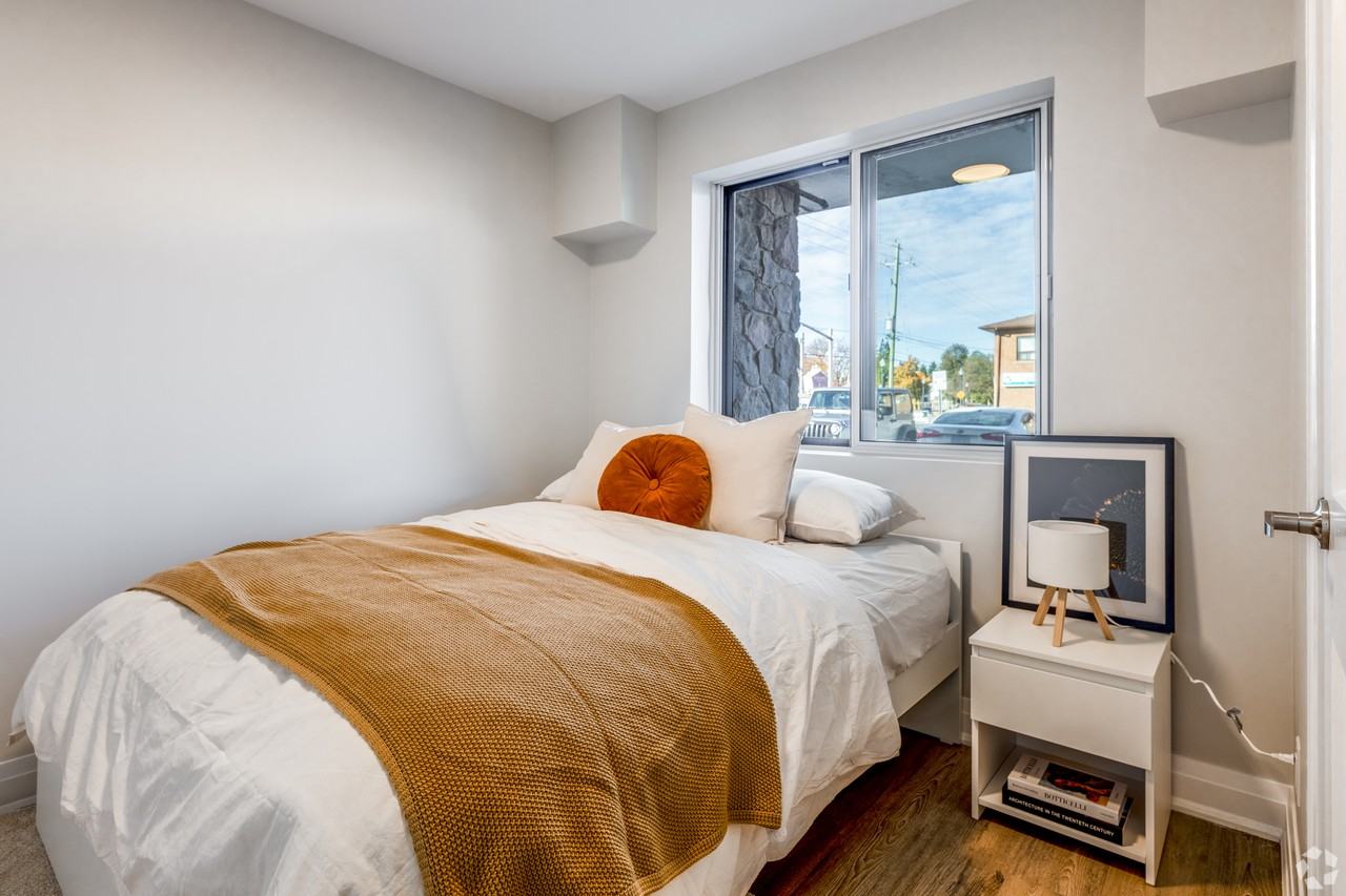 38 King Street West - Photo 5 of 8