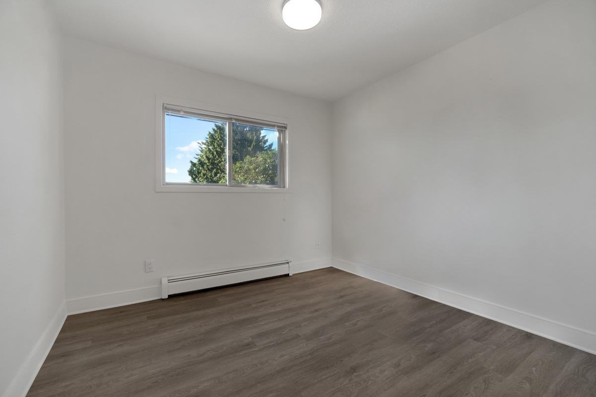 Beach House - Photo 5 of 33