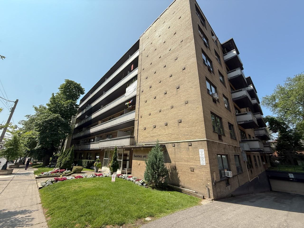 96 Jameson Avenue - Photo 2 of 19