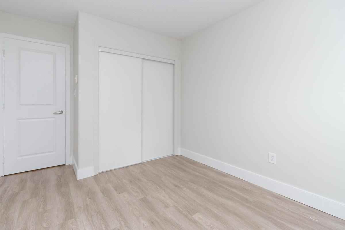 Alderwood Place Apartments - Photo 3 of 23