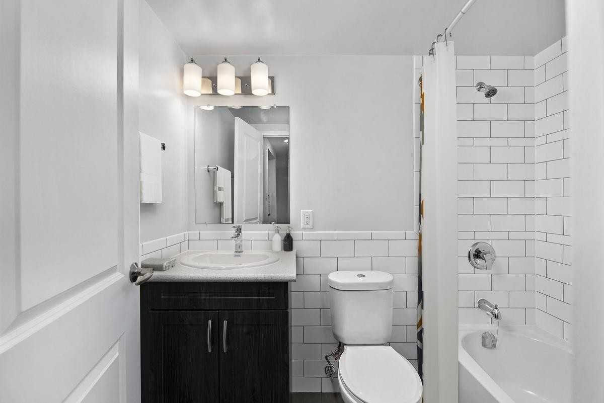 Mount Benson Arms - Photo 7 of 18