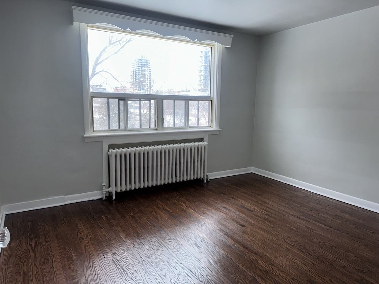 2128 Harris Crescent - Photo 7 of 8