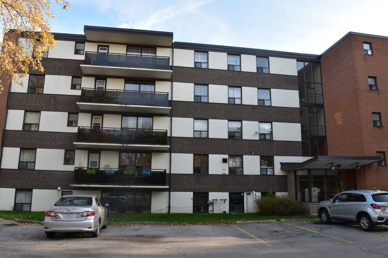 390 Guelph Line - Photo 5 of 12