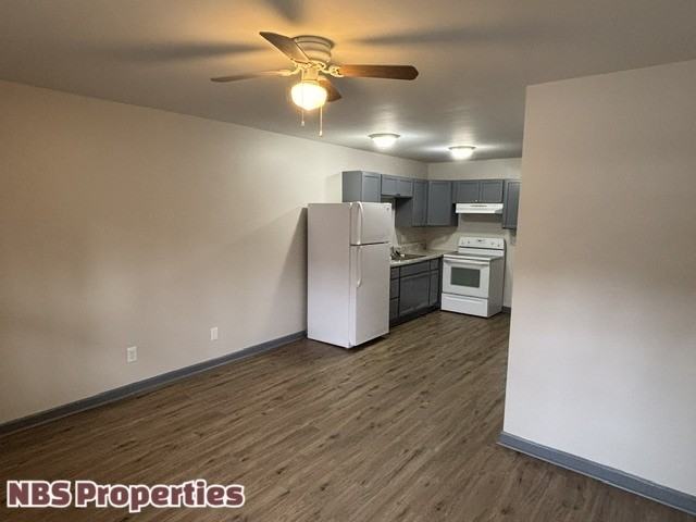 867 North Gallaher View Road Northwest - Photo 3 of 36