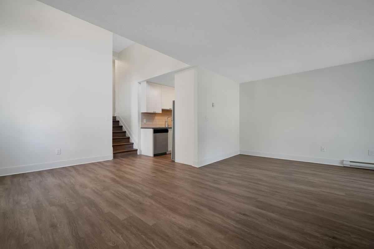 847 Howard Avenue - Photo 2 of 20