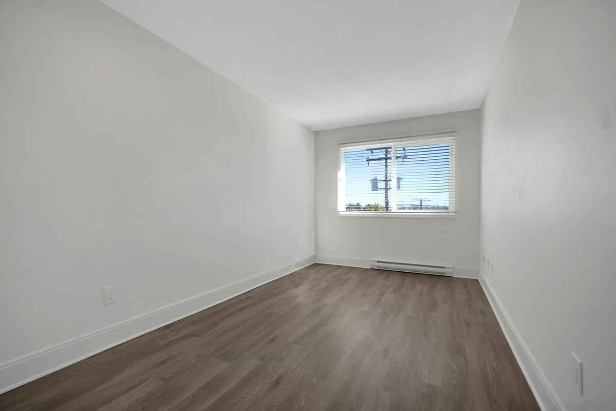 847 Howard Avenue - Photo 7 of 20