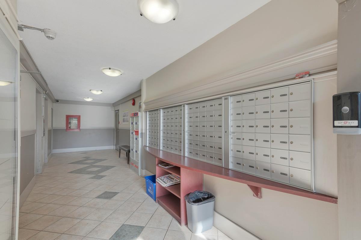 1 Chapel St. - Photo 5 of 25