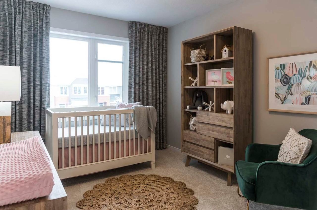 685 Taliesin Crescent - Photo 7 of 18